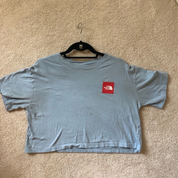 The North Face Cropped Tee - Picture 8 of 11